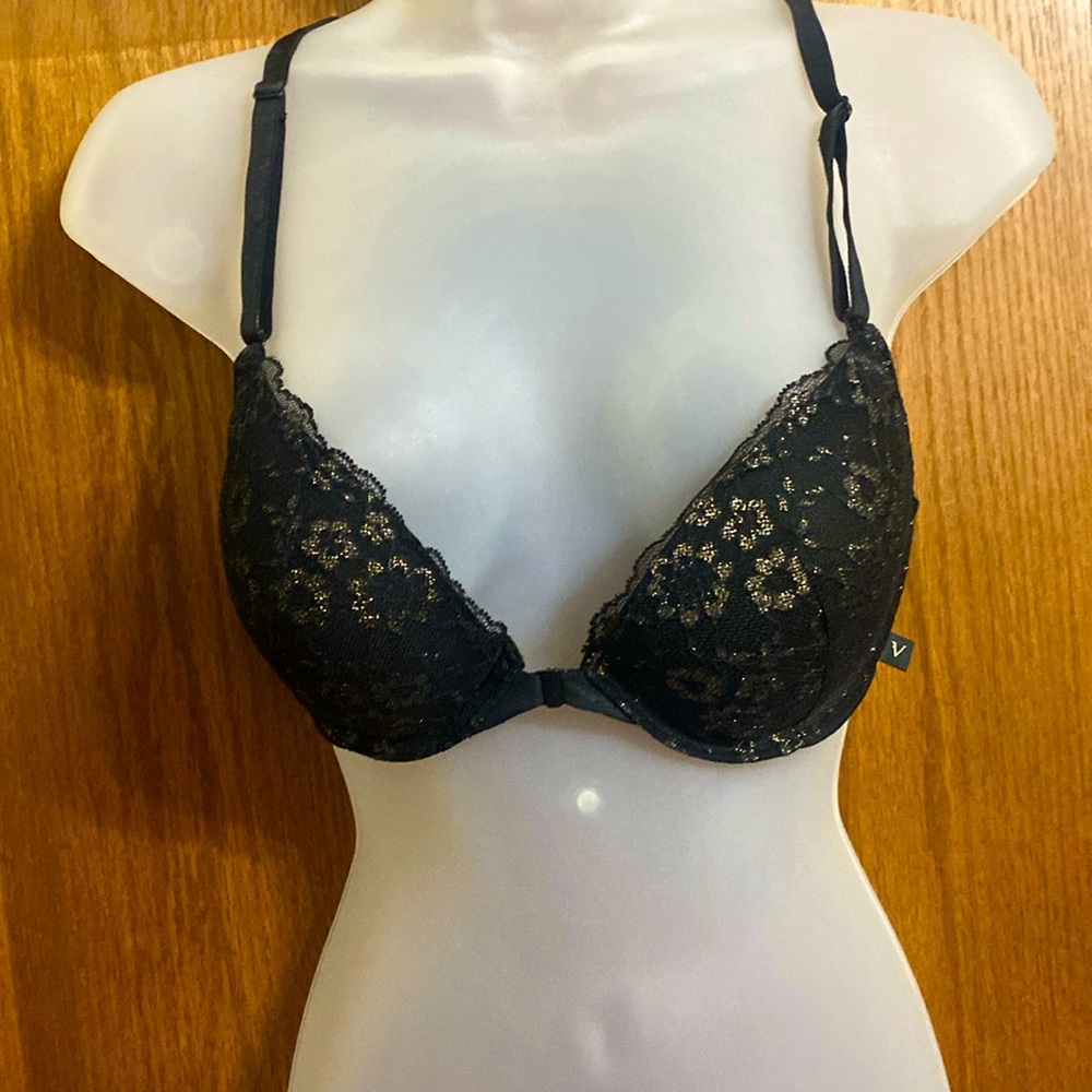 VS Push Up Front Clasp Bra - 36B